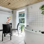 Σπίτι διακοπών Awesome In With Sauna Blåvand